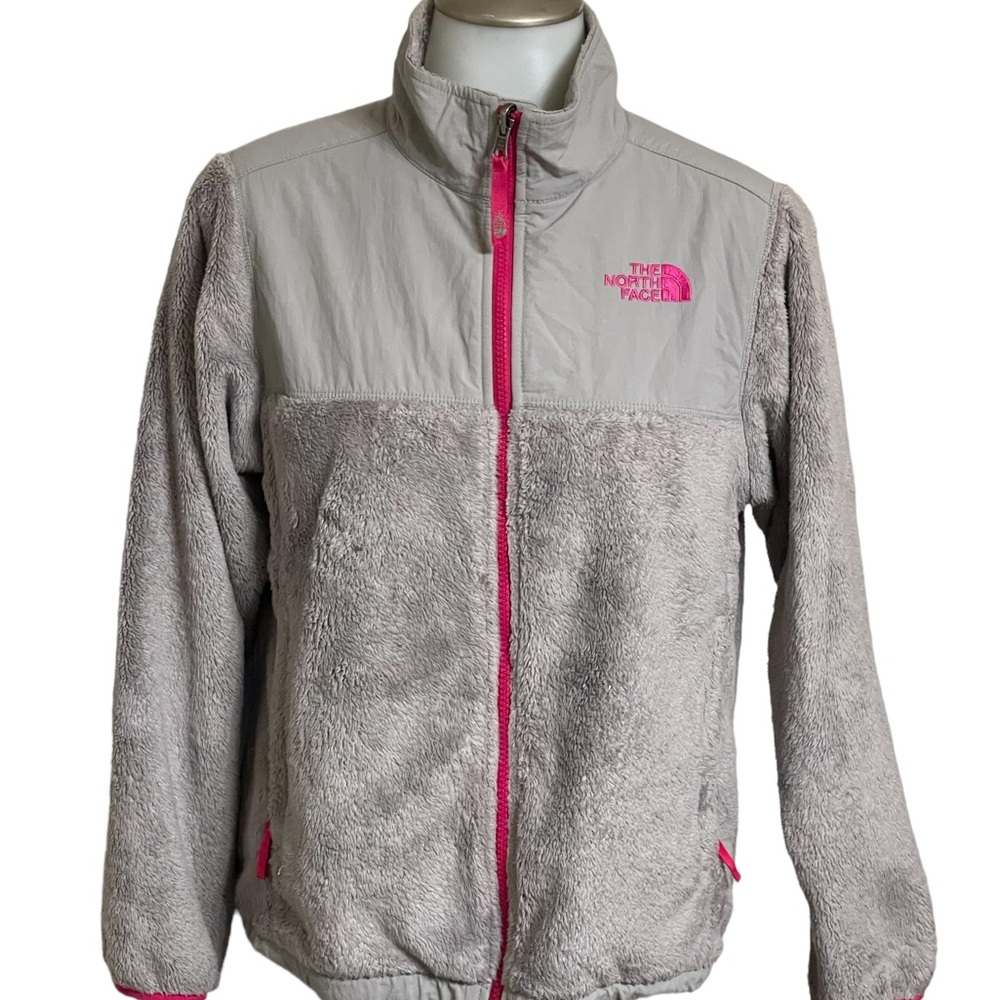 Young Women's JacketGray Fuzzy North Face size‎ 15/16. L/G